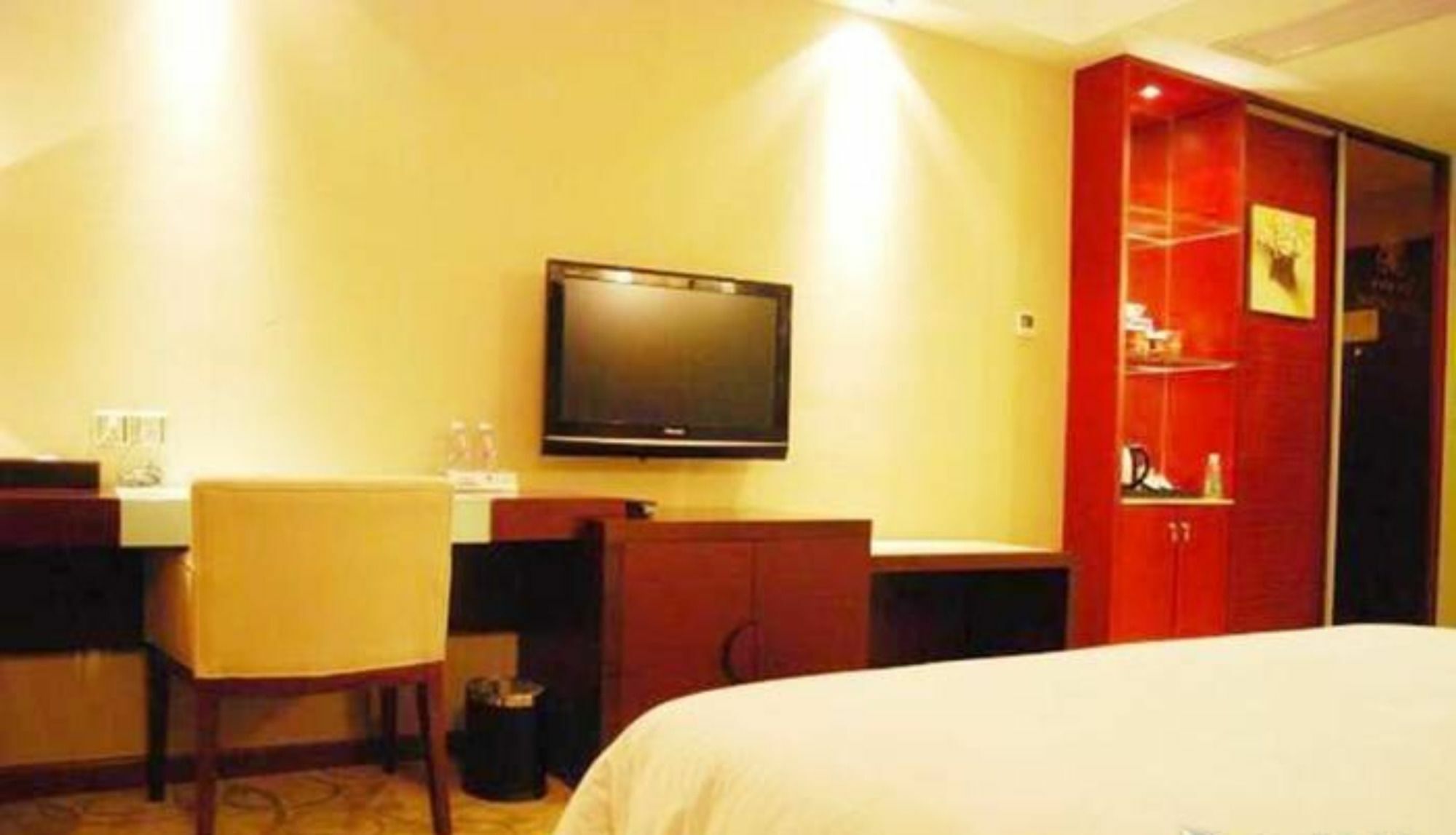 Shenzhen Estern Banshan Hotel Exterior photo